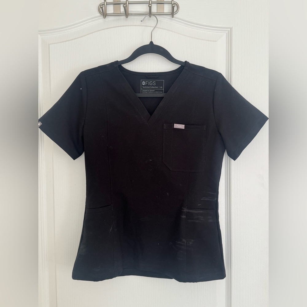 Figs Women's Black Short Sleeve Top